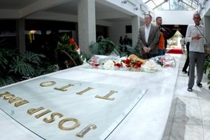 Kome pripada Titov grob?