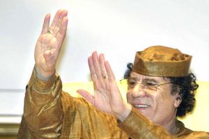 IZOPAČENI DIKTATOR: Gadafi u posebnim tamnicama silovao decu!