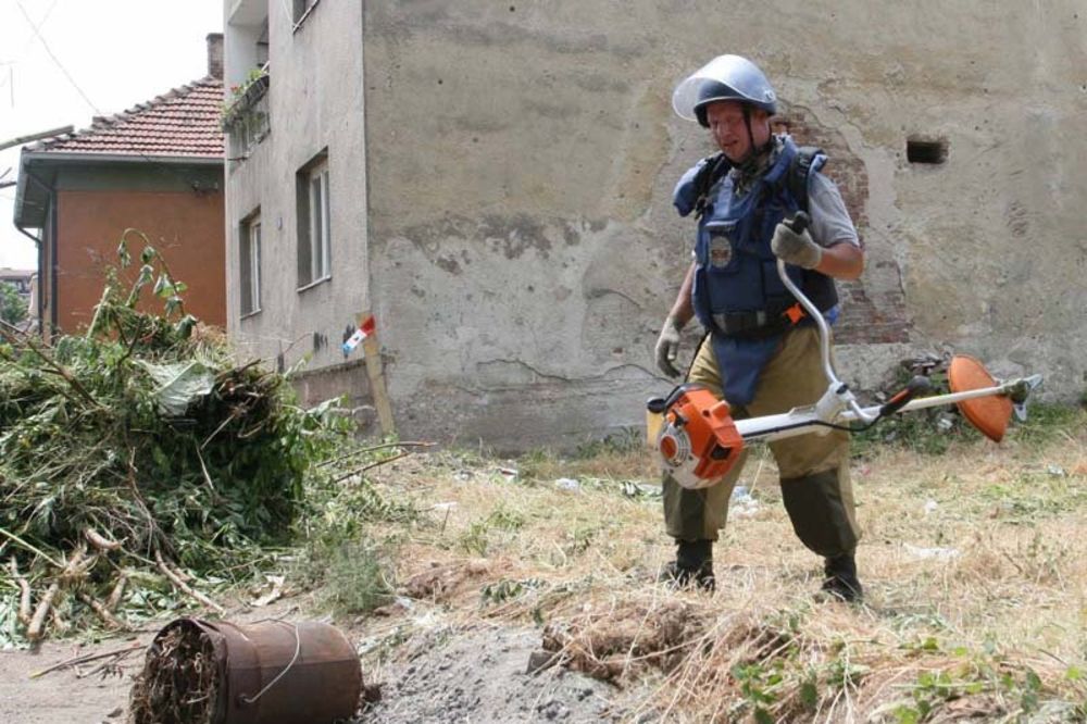 PARAĆIN: Demineri pronašli 36 neaktiviranih mina