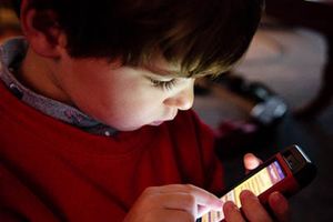 OJADILI RODITELJE: Epl plaća naknade zbog dečjih porudžbina telefonom