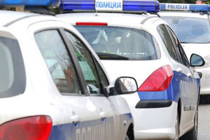 BAKSUZ GODINE: Iznuđačima se razletele pare ispred sediša NS policije