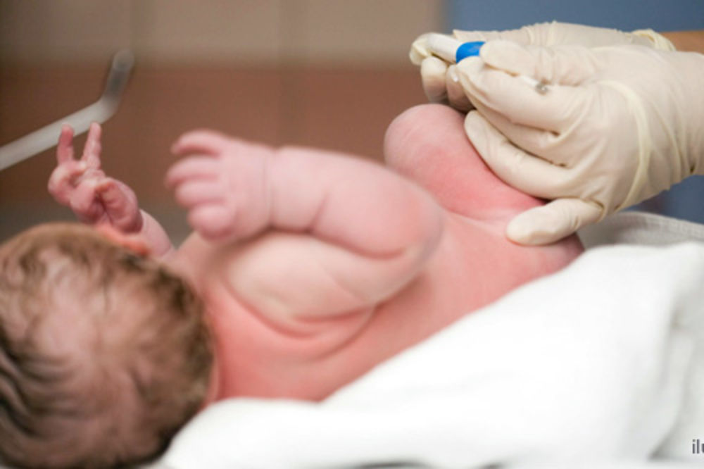 STRAVA U SIDNEJSKOJ BOLNICI: Bebama umesto kiseonika dali gas smejavac, jedno novorođenče umrlo!