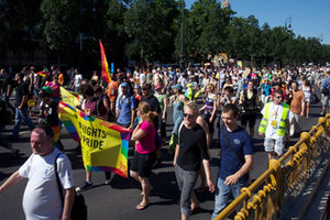 Helsinški odbor protestuje: U Pešti zbranili gej paradu