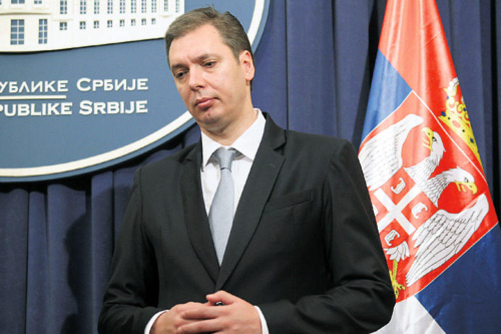 PREMIJER ODLUČIO: Vučić ne ide na utakmicu sa Albanijom!
