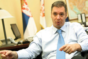 Vučić predložio Kanadi izvoz oružja