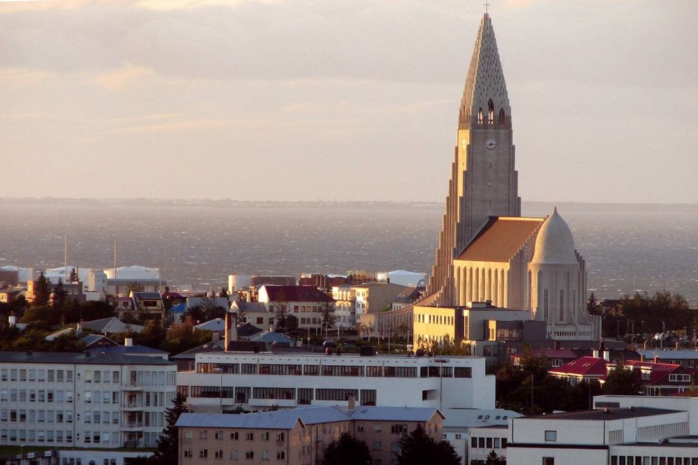 OKREĆU LEĐA TRADICIONALNIM STRANKAMA: Islanđani spremni da povere vlast Piratskoj stranci
