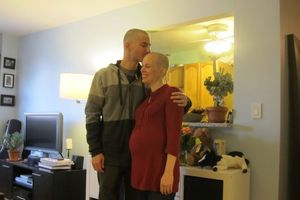 Obrijao glavu da podrži suprugu bolesnu od raka