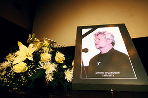 Komemoracija povodom smrti Dinka Tucakovića