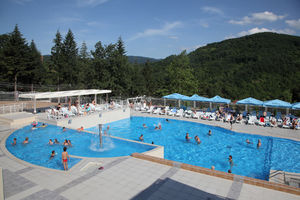 Prolom Banja: Provedite 1. maj na bazenima!
