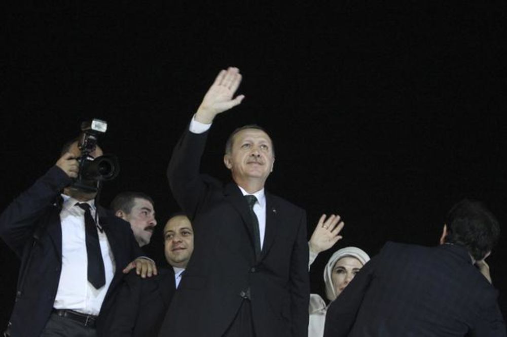 INTERNET CENZURA: Odlukom suda Turska blokirala sajt Šari ebdoa