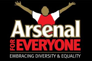 GEJ TOBDŽIJE: Navijači Arsenala na londonskom Prajdu!