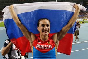 ŠAMPIONKA U VOJSCI: Jelena Isinbajeva je ruski kapetan