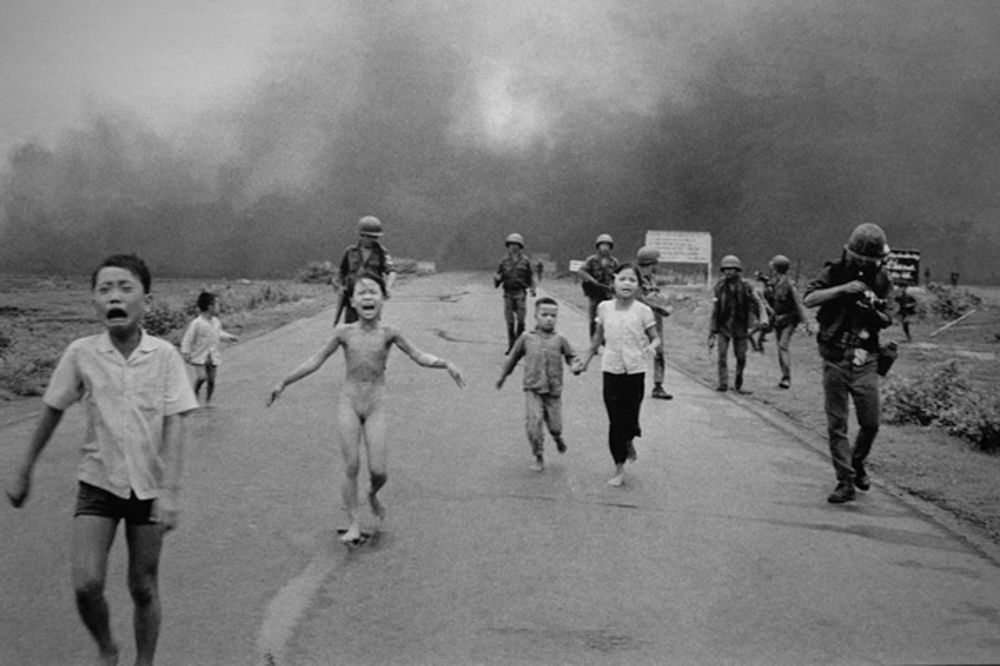 FOTOGRAFIJA KOJA JE OBLIKOVALA ISTORIJU: Napalm devojčica ipak neće biti cenzurisana na Fejsbuku