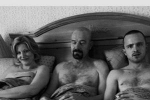 KADAR ZA KRAJ: Zvezde serije Breaking Bad goli u krevetu