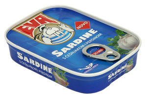 OPET KVARNA RIBA: Povlače Eva sardine sa belim lukom