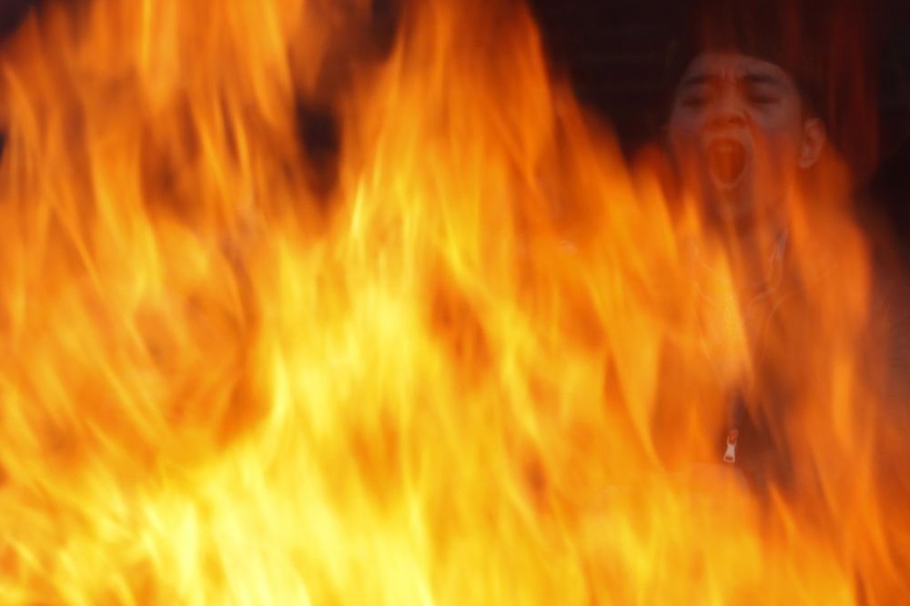 SPLIT U PLAMENU: Veliki požar na Poljudu, materijalna šteta velika