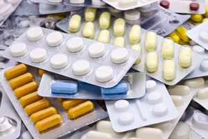 ALARMANTNO: 50 tona starih lekova čuvamo u kućnim apotekama