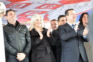 MITING U MITROVICI: Dačić pozvao Srbe na jedinstvo