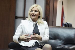 Mihajlovićeva: SNS do 10. januara o vanrednim izborima