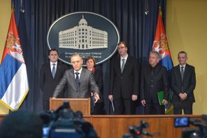 RADISAVLJEVIĆ: Tri bivša ministra osumnjičena za privatizacije!