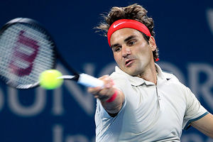 ČUDESNO: Pogledajte neverovatan smeč Rodžera Federera!