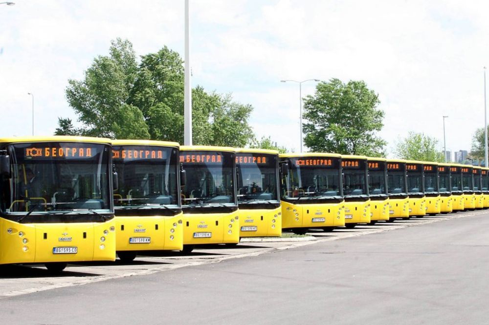 EVO PRILIKE ZA POSAO: Nemačka traži 16.000 vozača autobusa!