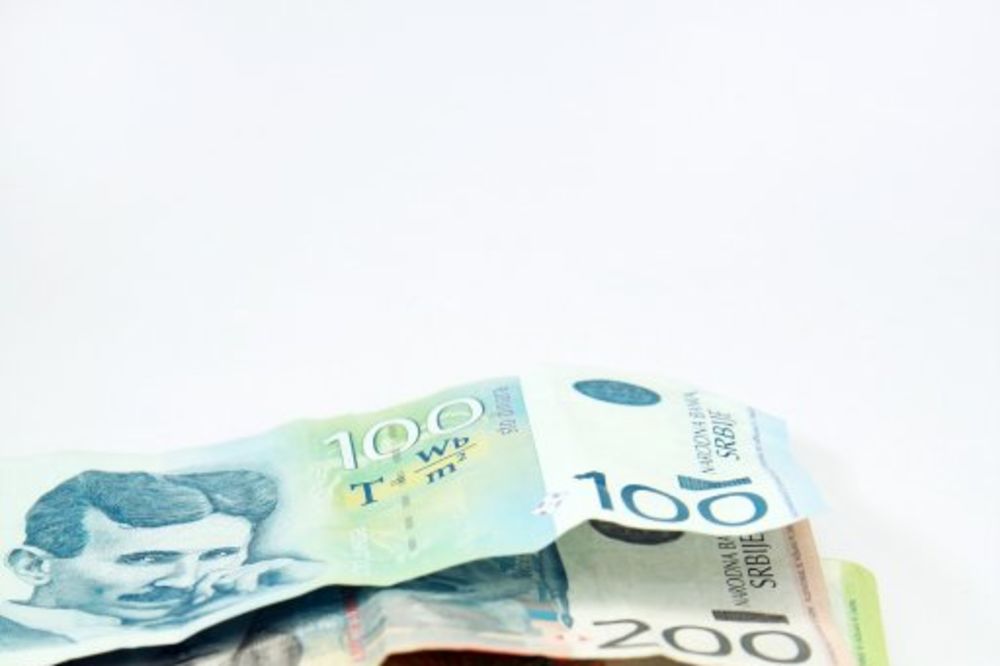 ETO NOVCA: Isplaćena posebna novčana naknada za februar