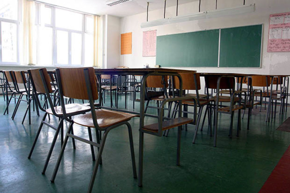 SKINULI MU 5.000: Nastavnik tužio Zrenjaninsku gimnaziju zbog pogrešno obračunate plate