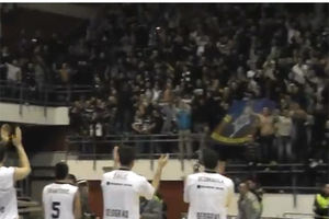 POGLEDAJTE: Grobari vratili košarkaše Partizana na bis pola sata posle meča