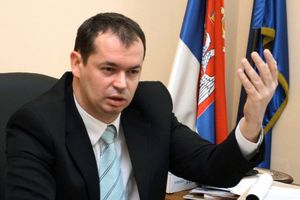 NIŠ: Miloš Simonović i još pet odbornika napustili DS