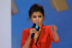 Selena Gomez: U Holivudu lako zaboraviš ko si