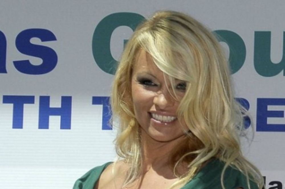 Pamela Anderson se treći put razvodi od istog čoveka!