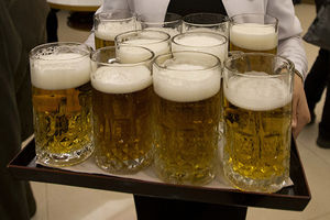CENE KAO U SRBIJI: Pivo i gazirana pića neće poskupeti za vreme Mundijala
