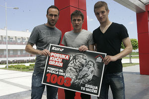 HOĆU KUĆI: Mrđa, Ilić i Lazović podržali akciju SMS na 1003!
