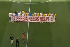 AMERIKANCI IZULI ORLOVE: Fudbaleri Srbije morali da skinu odeću i obuću na aerodromu u Njujorku