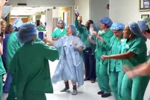 (VIDEO) ŽIVOT JE PREKRATAK ZA TUGU: Evo kako je krenula na operaciju raka!