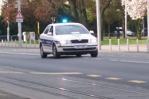 DRAMA U PETRINJI: Uzeo pištolj oca policajca i upucao mlađeg brata