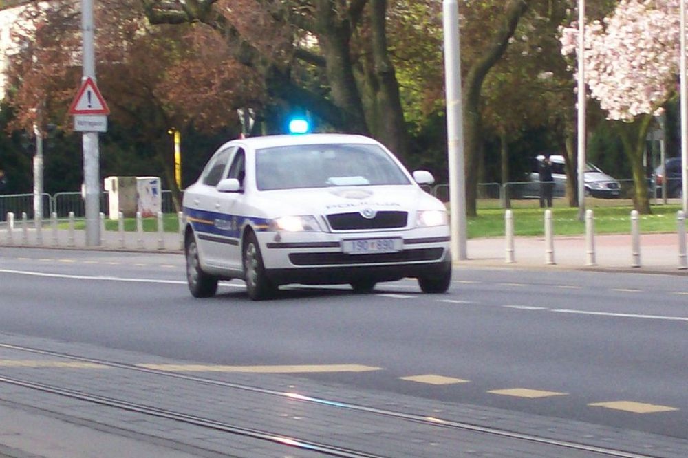 ZAGREBAČKA POLICIJA U ŠOKU: Laserima otvorili bankomat i pobegli sa 120.000 evra