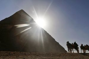 (VIDEO) 25 MISTERIJA EGIPATSKIH PIRAMIDA: Da li su ove monumentalne građevine izgradili ljudi?