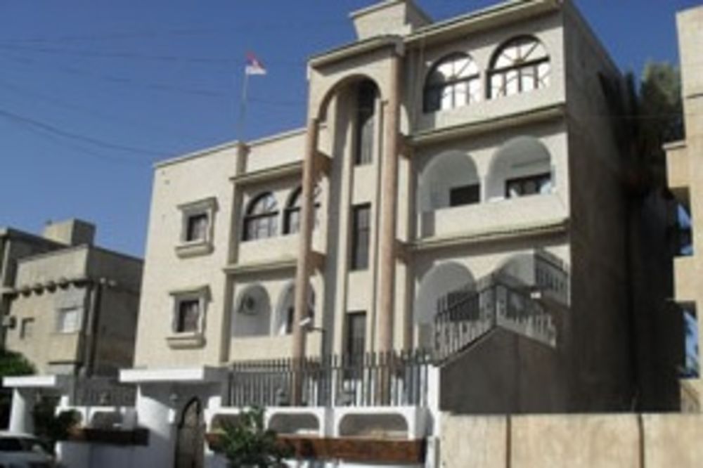 Ambasada Srbije u Libiji oštećena u borbama