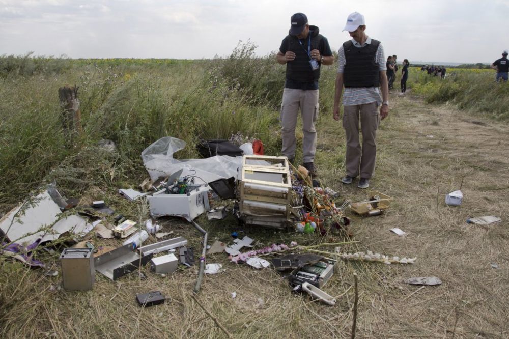 RUSI SPROVELI EKSPERIMENTE: Otkrili smo nove dokaze o obaranju malezijskog aviona iznad Ukrajine