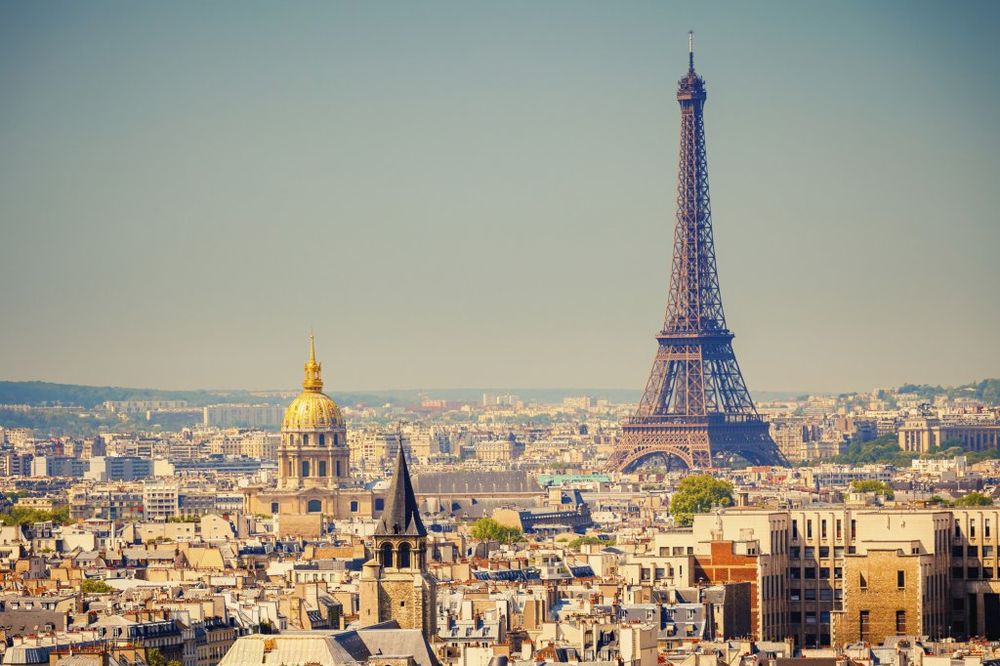 JOŠ MALO, PA NESTALO: Pojeftinili stanovi u Parizu!