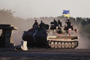 PRIPREME ZA TOTALNI RAT? 11 zemalja šalje smrtonosno oružje Ukrajini
