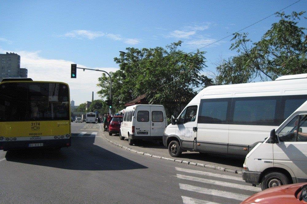SUZBIJANJE NELEGALNOG PREVOZA: Kod Pančevca 7 kombija isključeno iz saobraćaja