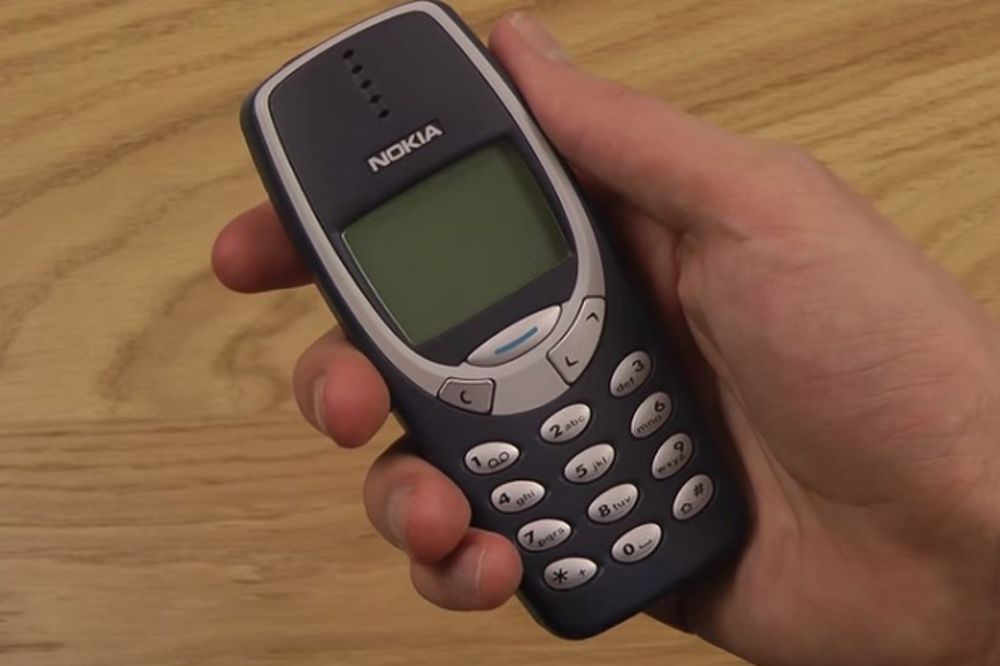 (VIDEO) I VI STE GA SIGURNO IMALI: Nokija 3310 najbolji telefon ikad! Evo zbog čega...