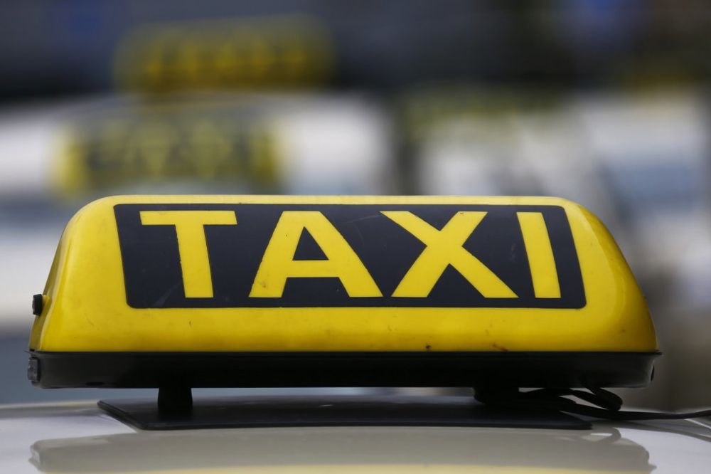 USKORO REŠENJE PROBLEMA: Divlji taksisti bez BG taksi tablica!
