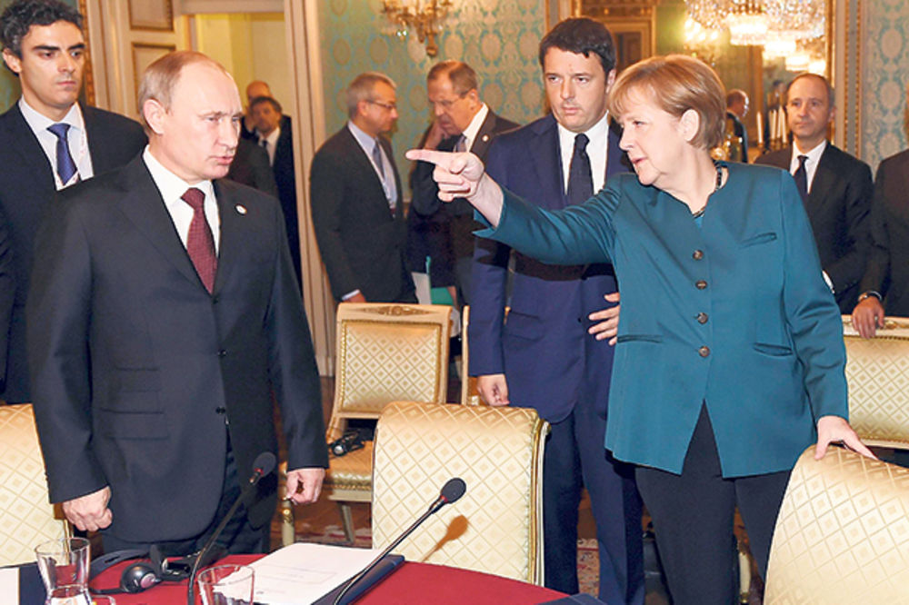 TAJNI DOKUMENT IZ BERLINA: Putinova balkanska strategija zabrinula Angelu Merkel