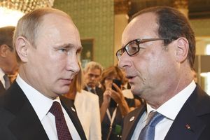 PUTIN I OLAND RASKINULI UGOVOR: Pariz plaća Moskvi 1,2 milijarde evra za neisporučene mistrale