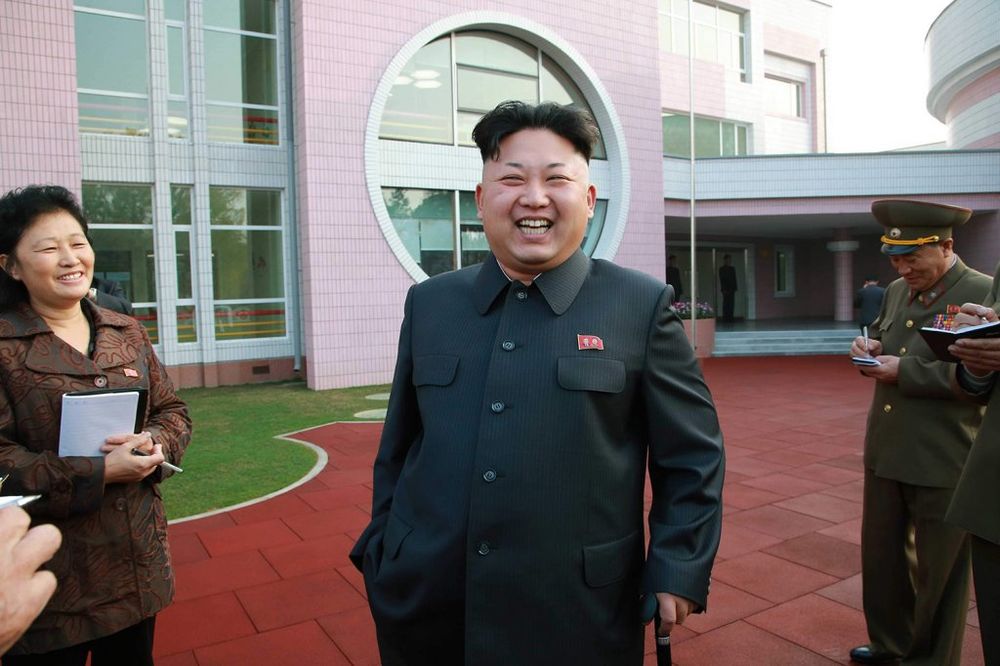 PATRIOTSKO PUŠENJE: Kim Džong Un zabranio strane cigarete u Severnoj Koreji!