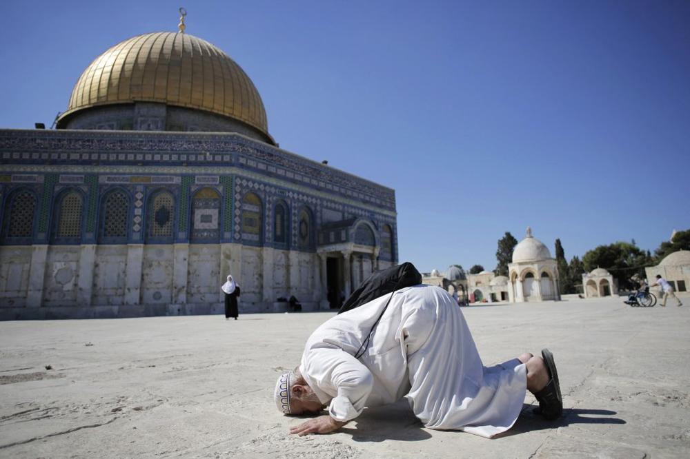 UZ OGROMNE MERE BEZBEDNOSTI: Izrael ponovo otvorio džamiju Al Aksa